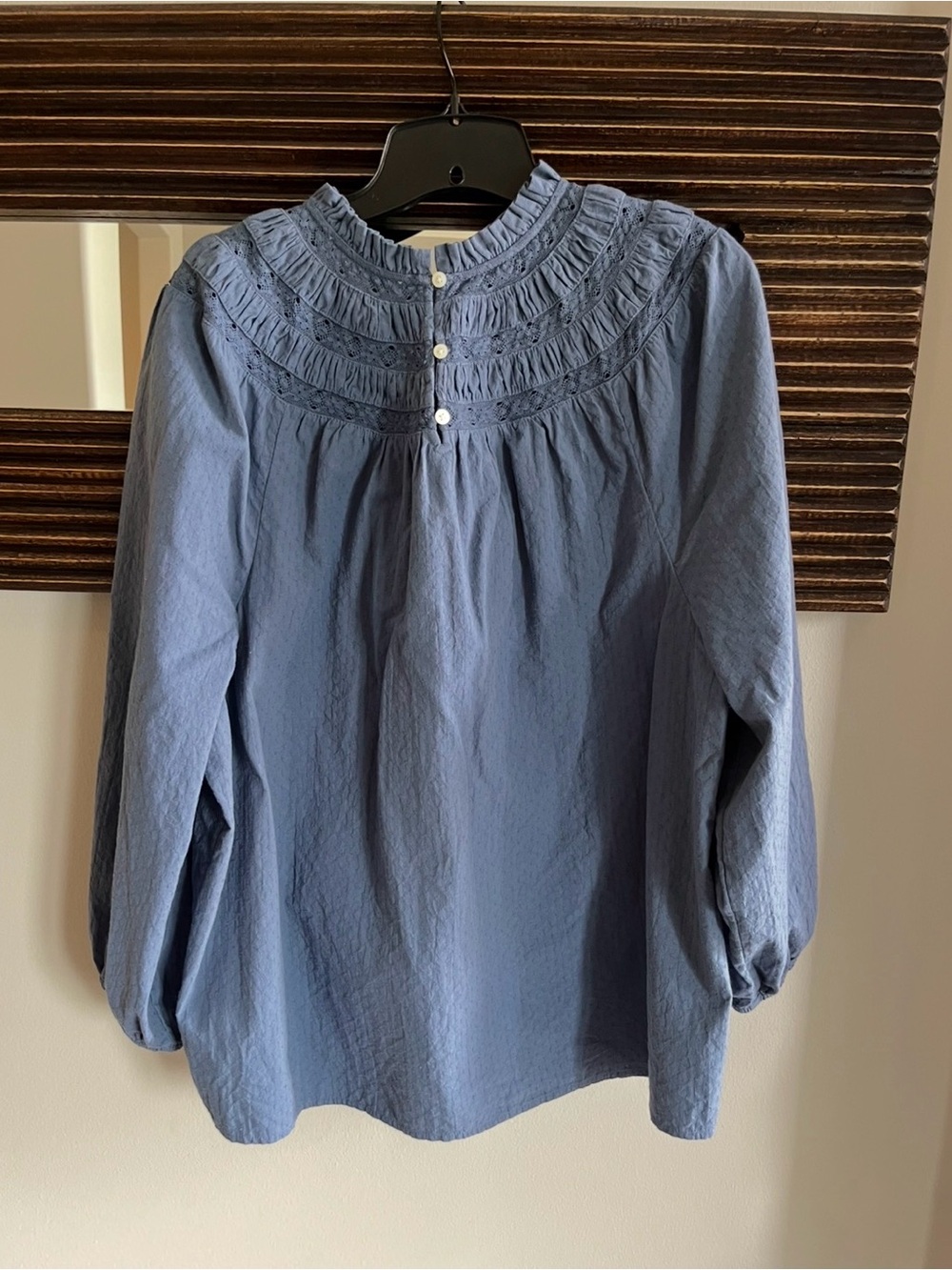 Ann Taylor LOFT Blue Smocked Lace Yoke Shirt XXL - Picture 7 of 8